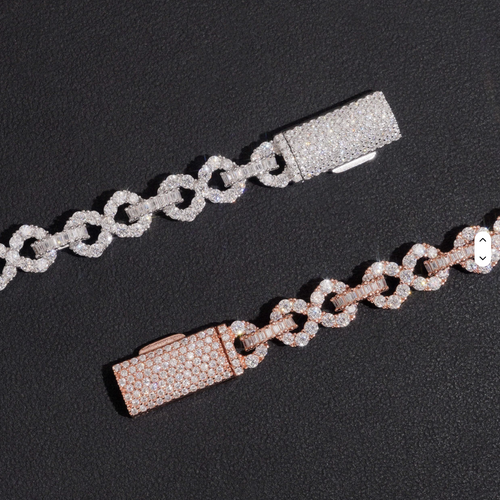 Baguette Cut Moissanite Infinity Link Bracelet (925 Silver)